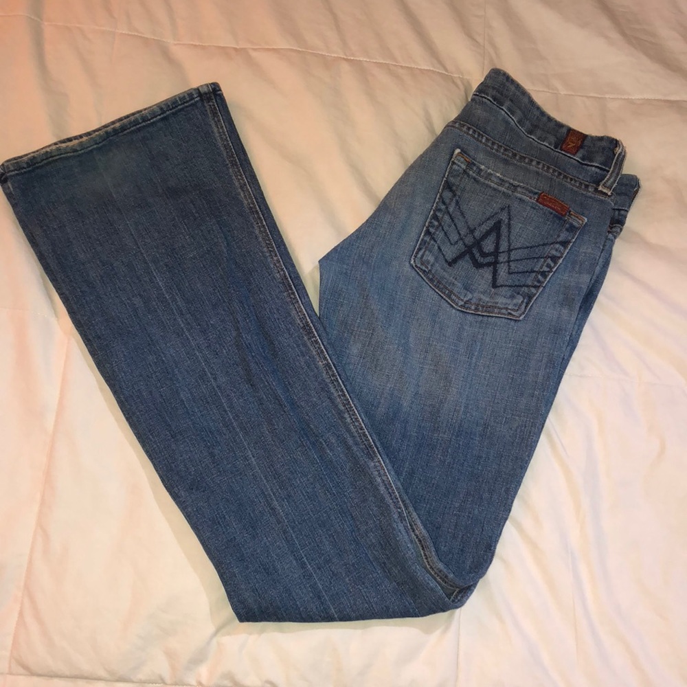 🌻7 For all mankind boot cut jeans Sz 28